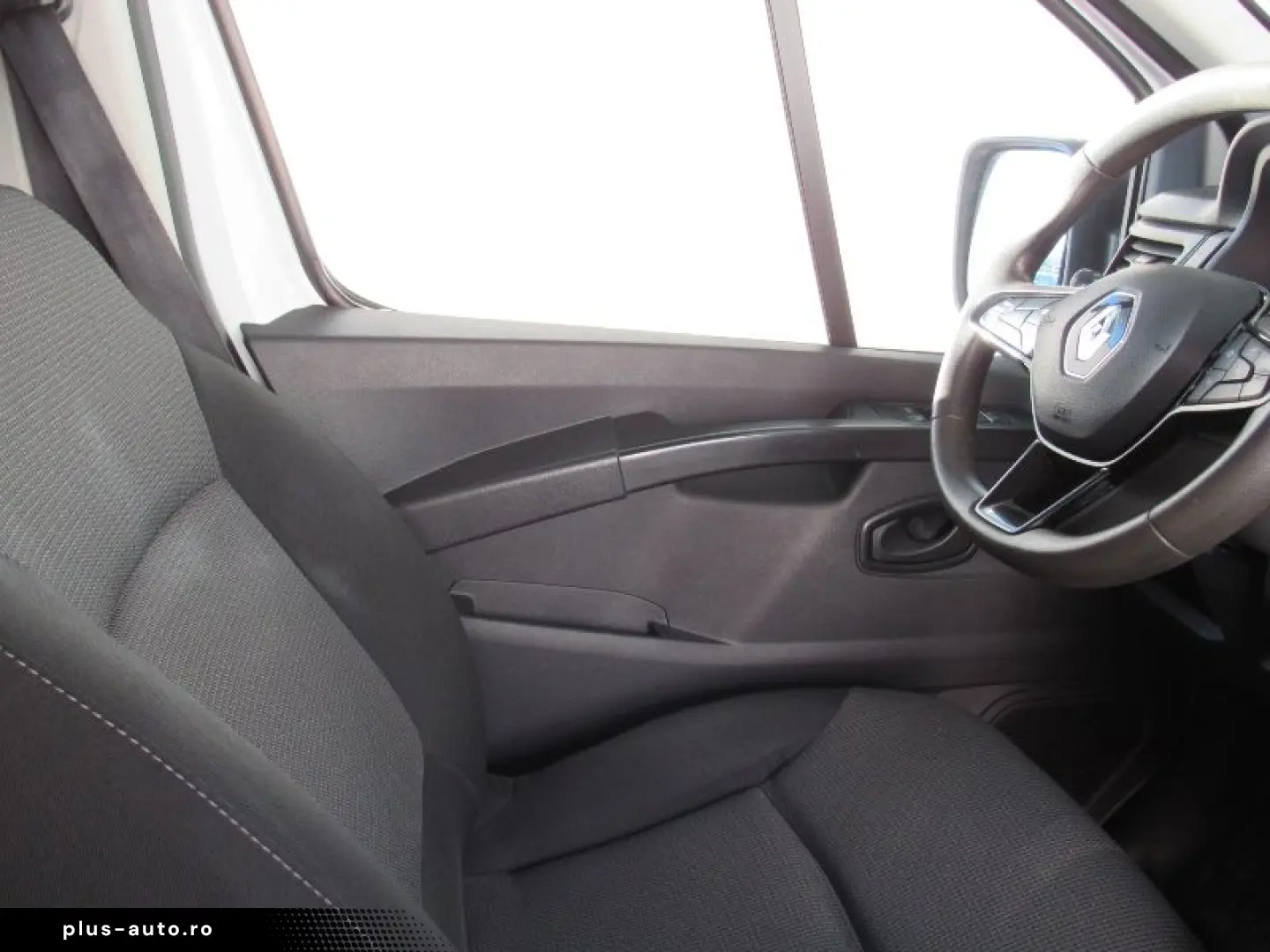 RENAULT TRAFIC 2.0 Blue dCi 110CP L2 Zen