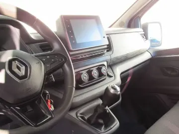 RENAULT TRAFIC 2.0 Blue dCi 110CP L2 Zen