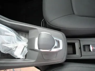 RENAULT ZOE Z.E. 50 R110 equilibre