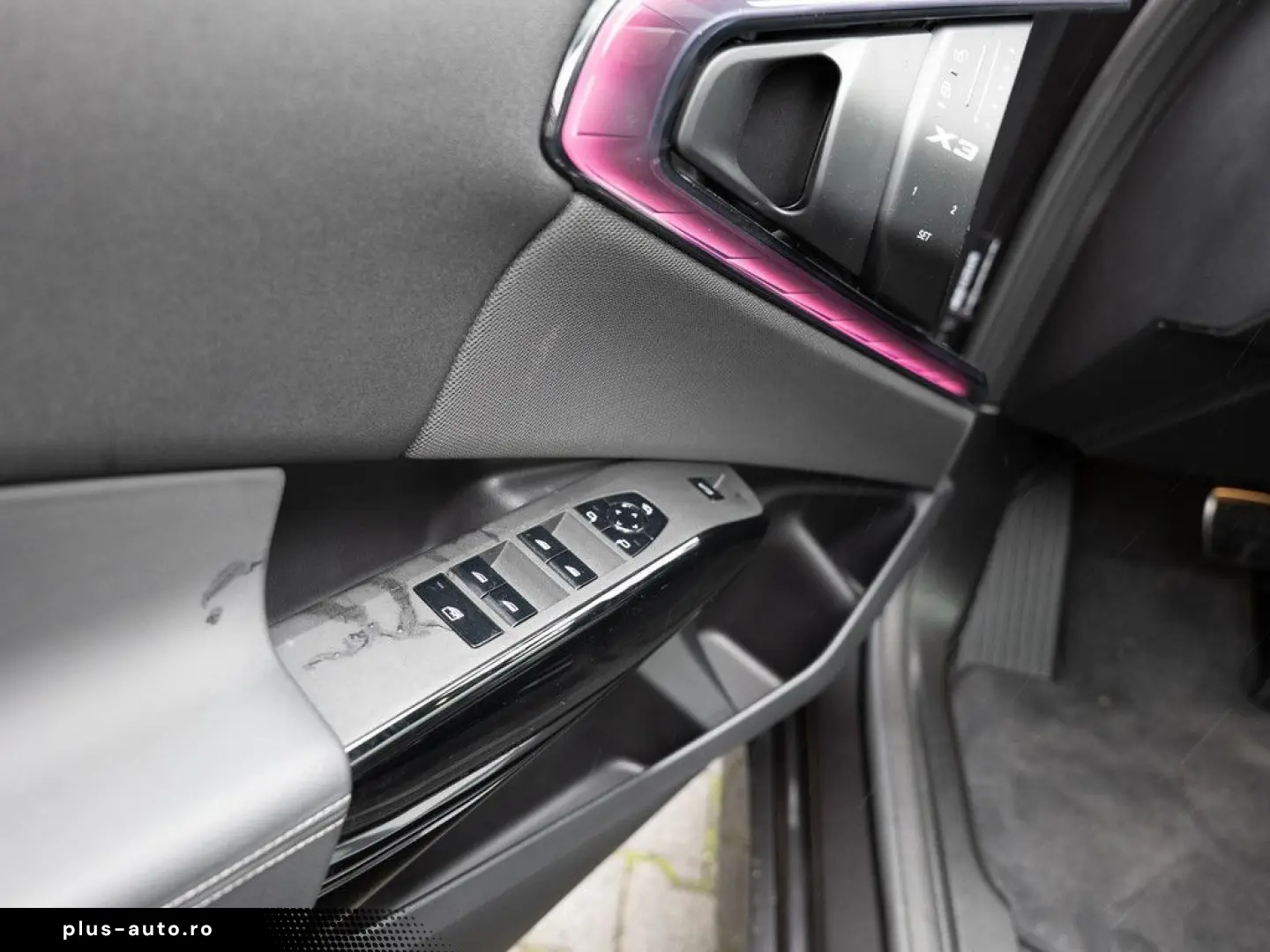 BMW X3 50i xDrive AHK STANDHZ PANO 360  LED NAVI M