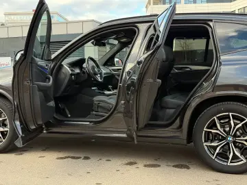 BMW X3 xD 20 i M Sport Laser Pano AHK HuD h k StHzg