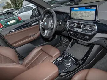 BMW X3 xDrive30i ZA M Sport HUD PANO ACC AHK RFK LM