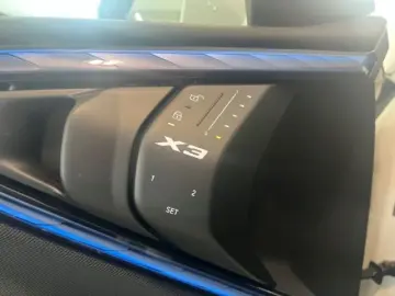 BMW X3 20 xDrive M Sport Pano Comfort H K Klima-Sitz