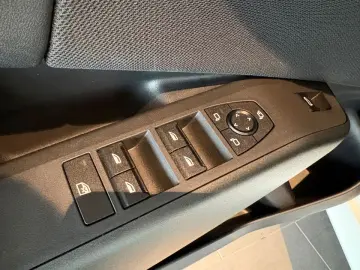 BMW X3 xDrive20 M-Sport Pano HUD AHK Harman e-Sitze