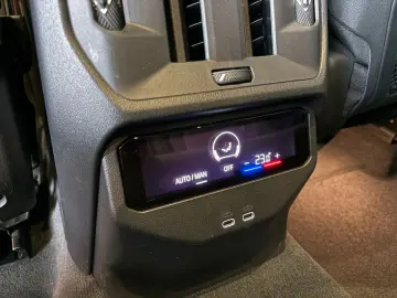 BMW X3 xDrive20 M-Sport Pano HUD AHK Harman e-Sitze