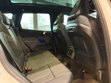 BMW X3 xDrive20 M-Sport Pano HUD AHK Harman e-Sitze