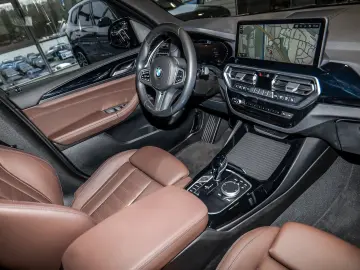 BMW X3 xDrive30i M-Sport HeadUp DAProf Pano Harman K