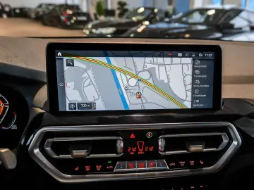 BMW X3 xDrive30i M-Sport HeadUp DAProf Pano Harman K