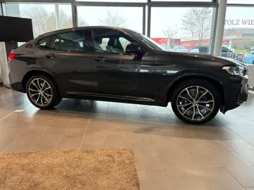 BMW X4 M40i AT Innovationsp. Sport Aut. Panorama RFT