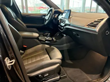 BMW X4 M40i AT Innovationsp. Sport Aut. Panorama RFT