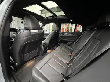 BMW X4 M40i Aut.   Laser   AHK   Pano   Head Up