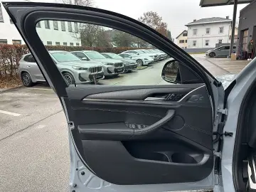 BMW X4 M40i Aut.   Laser   AHK   Pano   Head Up