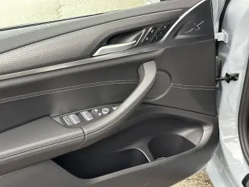 BMW X4 M40i Aut.   Laser   AHK   Pano   Head Up