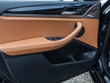 BMW X3 M40 iMSport Panorama Navi HUD Leder NP88.530