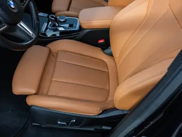 BMW X3 M40 iMSport Panorama Navi HUD Leder NP88.530