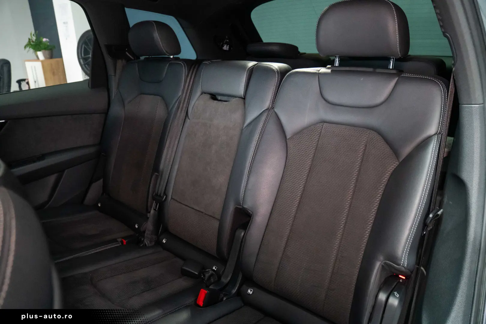 Audi Q7 50TDI Quattro  LED Matrix  7 Locuri  Hibrid