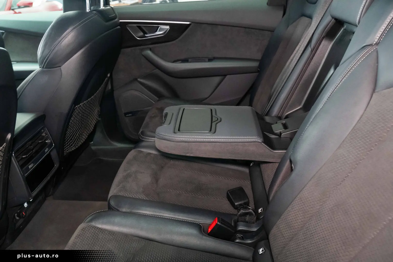 Audi Q7 50TDI Quattro  LED Matrix  7 Locuri  Hibrid