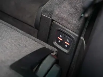 Audi Q7 50TDI Quattro  LED Matrix  7 Locuri  Hibrid