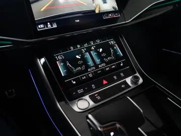 Audi Q7 50TDI Quattro  LED Matrix  7 Locuri  Hibrid