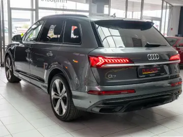 Audi Q7 50TDI Quattro  LED Matrix  7 Locuri  Hibrid