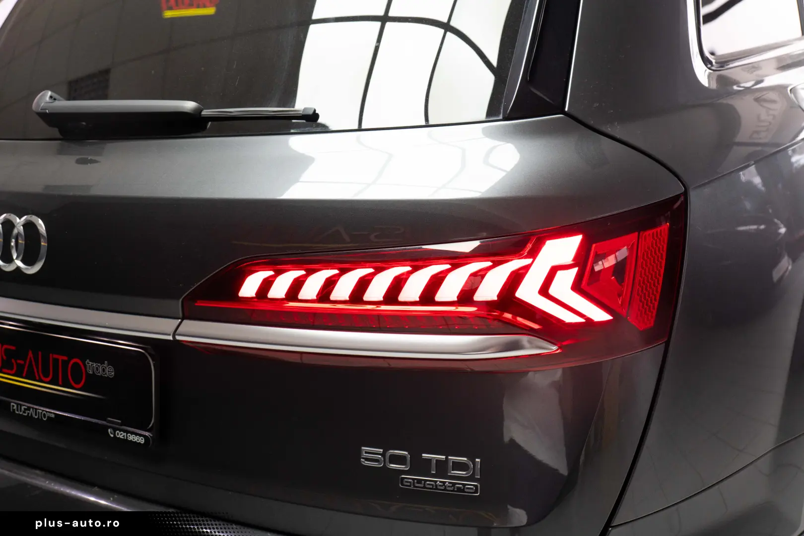 Audi Q7 50TDI Quattro  LED Matrix  7 Locuri  Hibrid