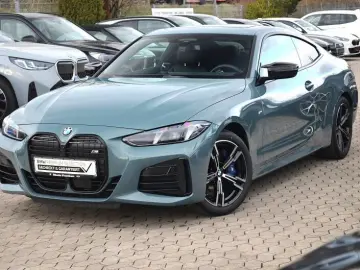 BMW M440i xDrive Coupé LiveCptProf.Harm Kard.ACC.360