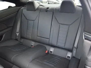 BMW M440i xDrive Coupé LiveCptProf.Harm Kard.ACC.360