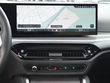 BMW M440i xDrive Coupé LiveCptProf.Harm Kard.ACC.360