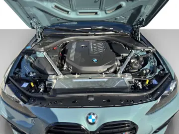 BMW M440i xDrive Coupé Park DrivAsPro HarKar Glasdac