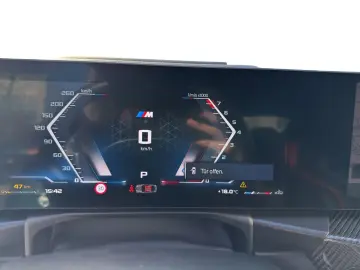 BMW M440i xDrive Coupé Park DrivAsPro HarKar Glasdac