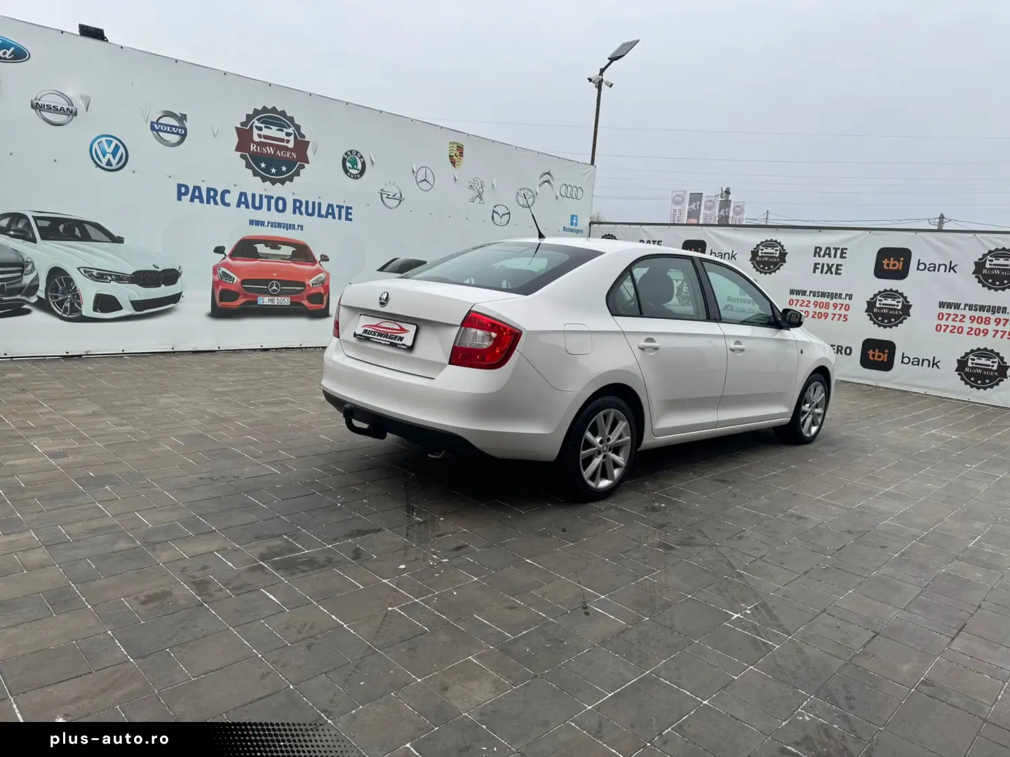 SKODA RAPID 2012 12 1.6
