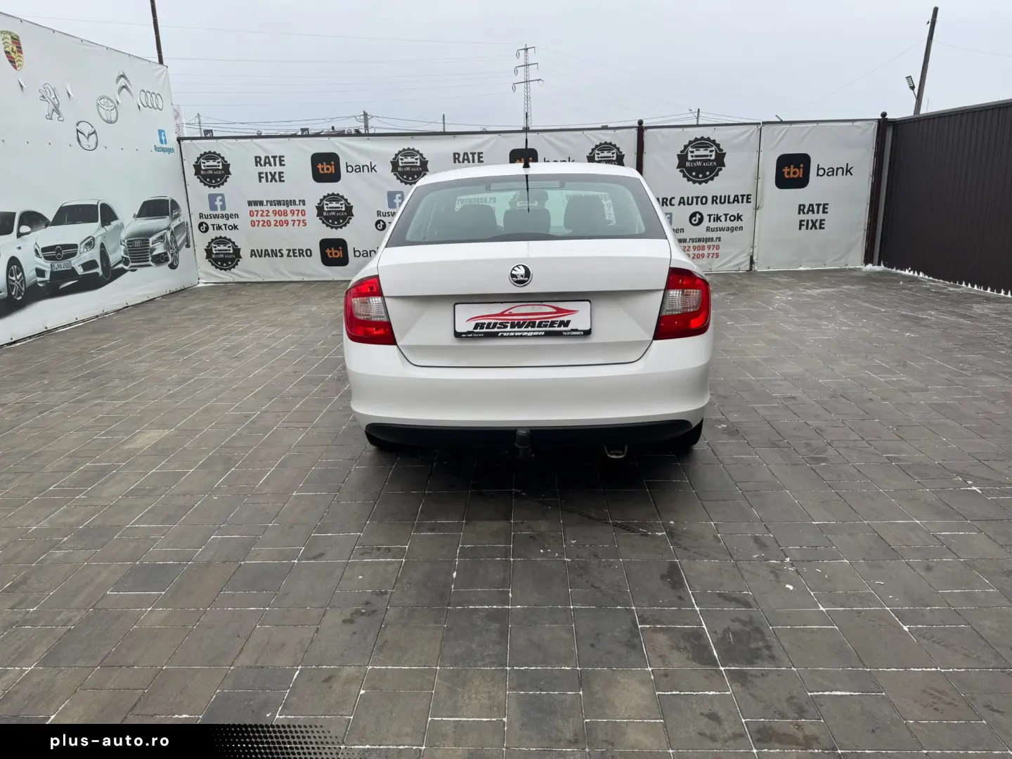 SKODA RAPID 2012 12 1.6