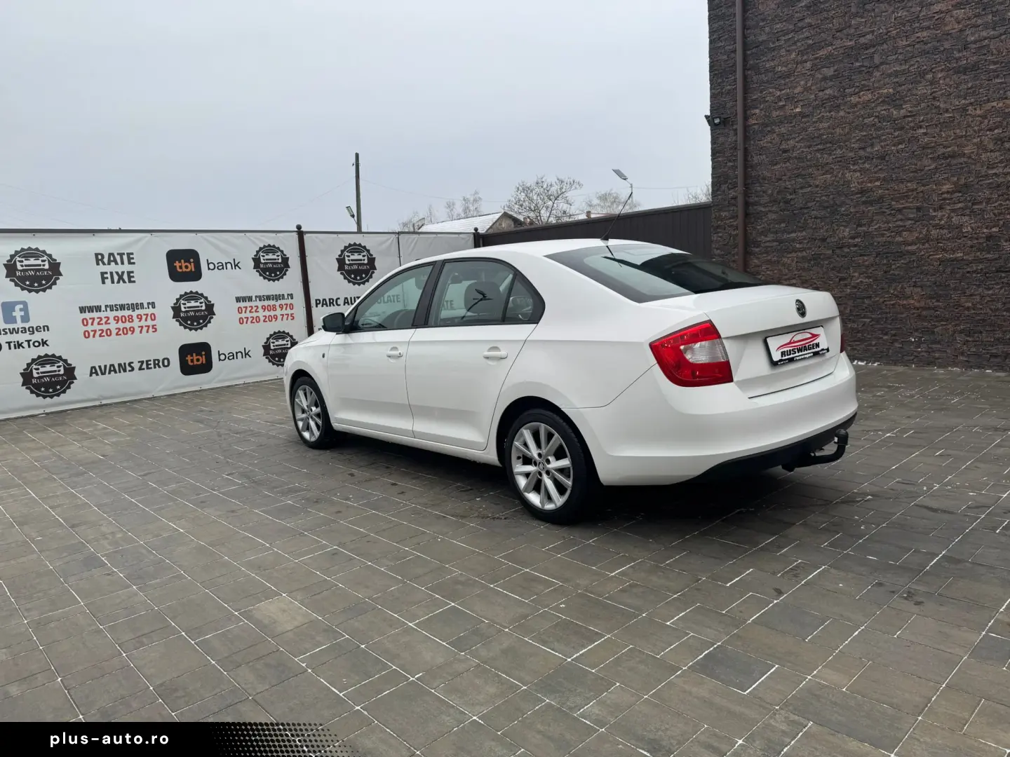 SKODA RAPID 2012 12 1.6