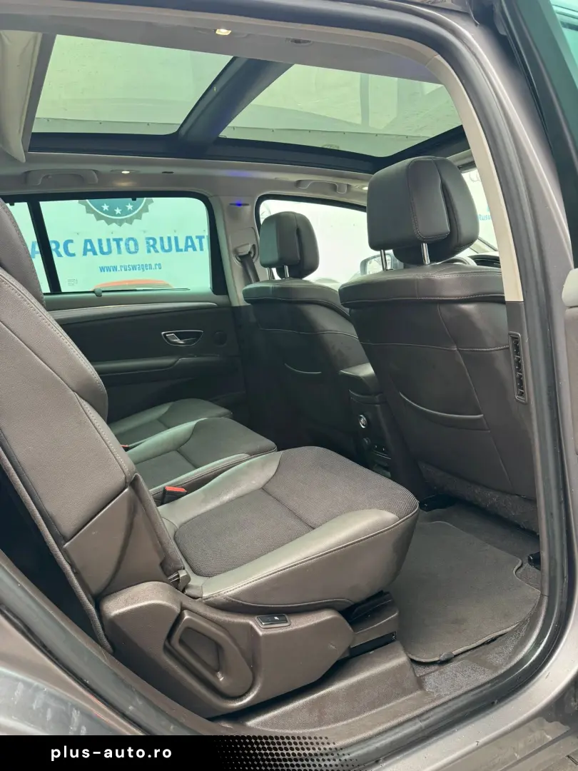 Renault Espace Initiale Paris 7Locuri