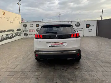 Peugeot 3008 GT 2020 1.6