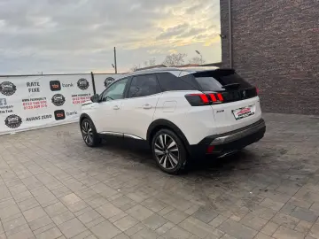 Peugeot 3008 GT 2020 1.6