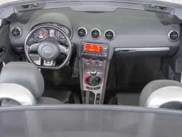 Audi TT Cabrio 2.0