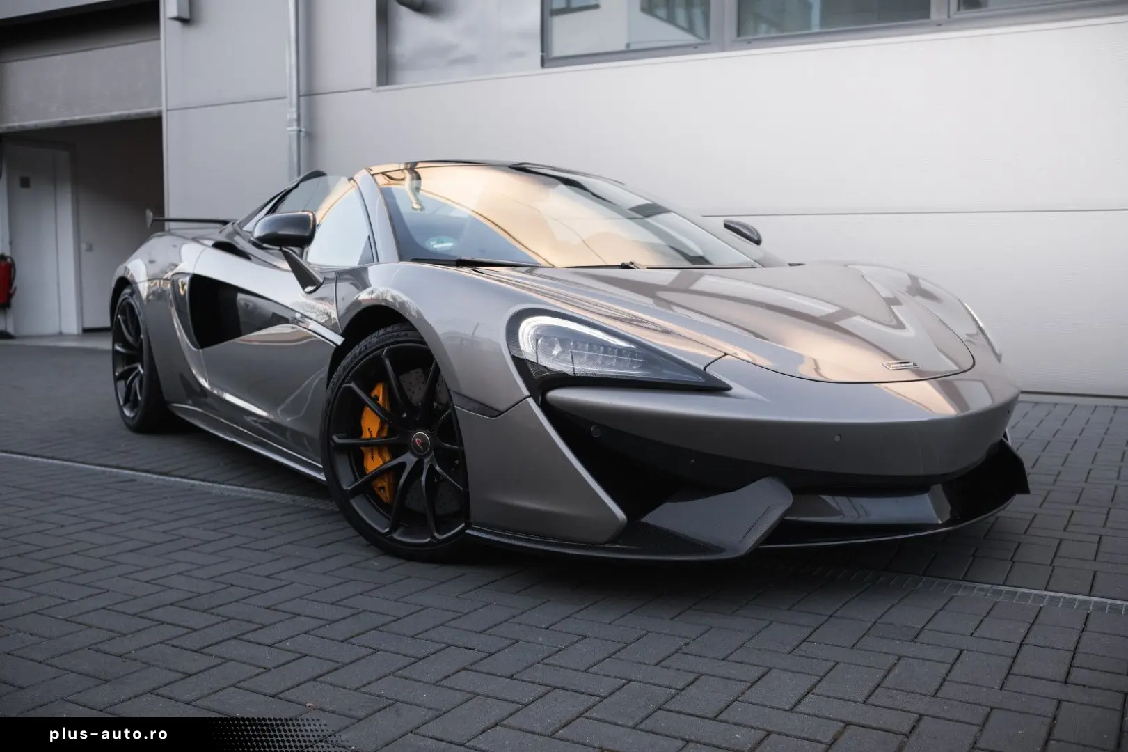 MCLAREN 570S Spider  Lift-el. Sitze-Kamera-B&W
