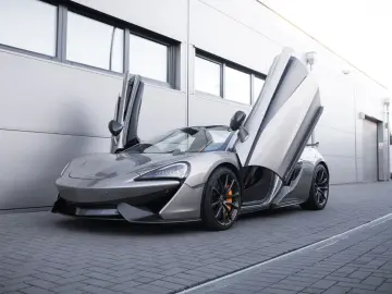 MCLAREN 570S Spider  Lift-el. Sitze-Kamera-B&W