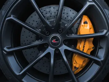 MCLAREN 570S Spider  Lift-el. Sitze-Kamera-B&W