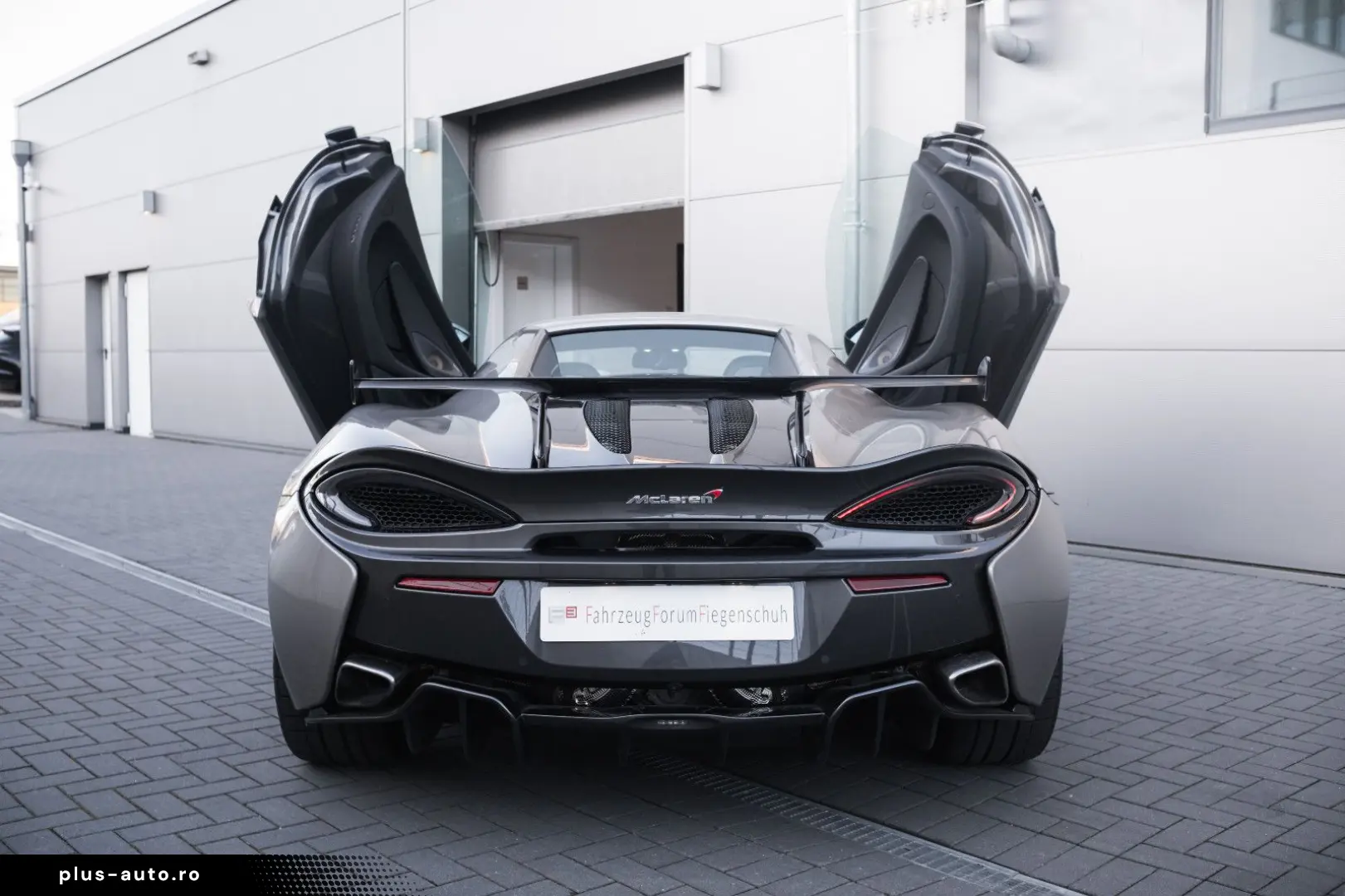 MCLAREN 570S Spider  Lift-el. Sitze-Kamera-B&W