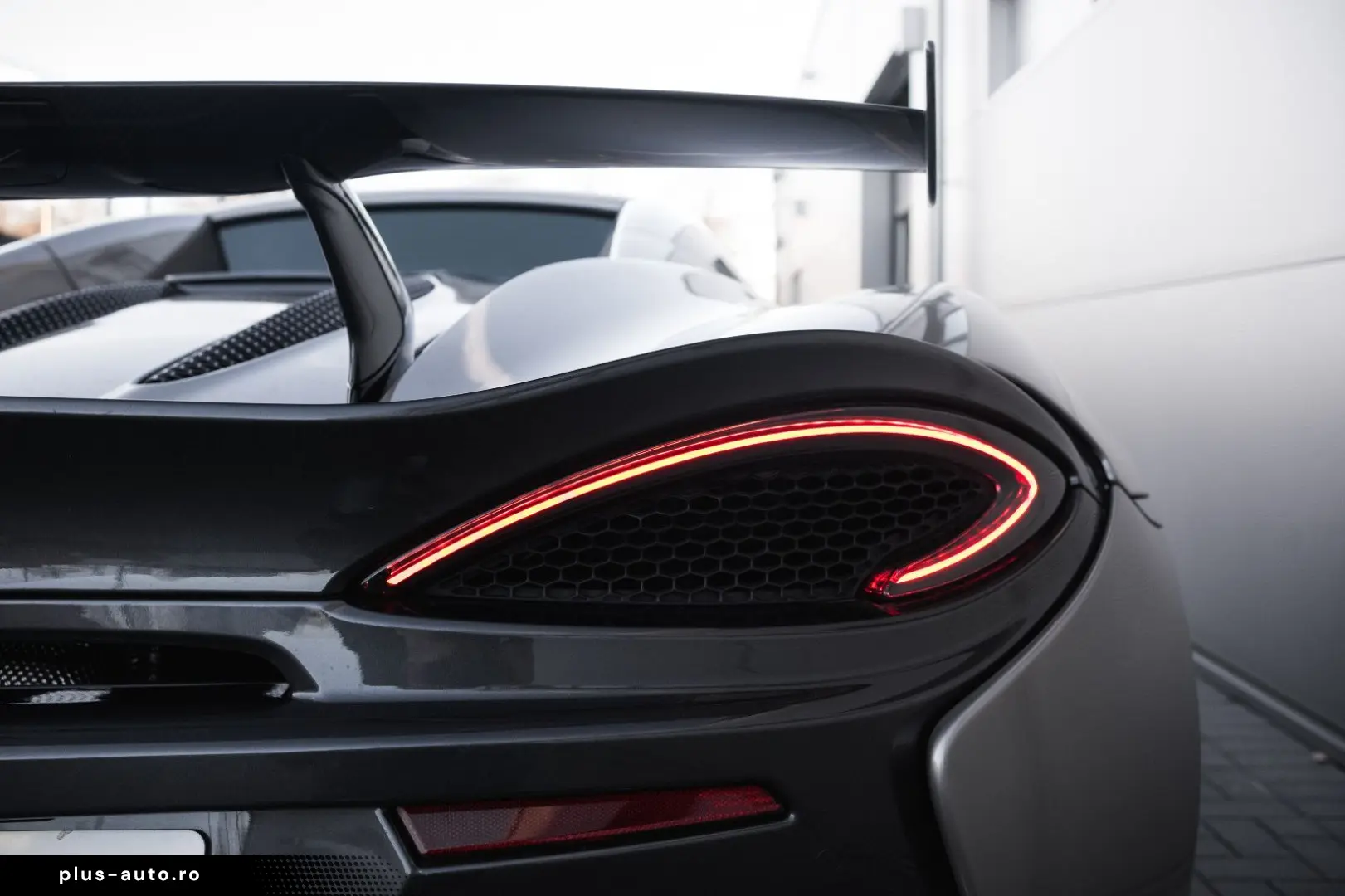 MCLAREN 570S Spider  Lift-el. Sitze-Kamera-B&W