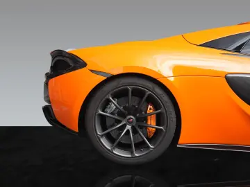 MCLAREN 570S Spider   Luxury Pack   B&W