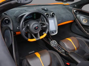 MCLAREN 570S Spider   Luxury Pack   B&W