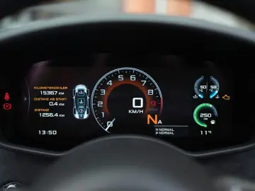 MCLAREN 570S Spider   Luxury Pack   B&W