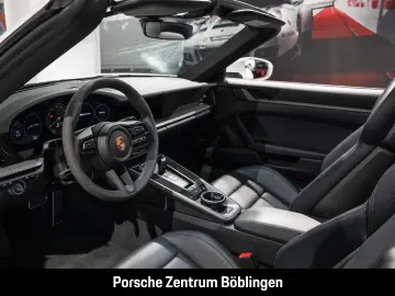 PORSCHE 992 911 Carrera Cabrio Sportabgas Surround View