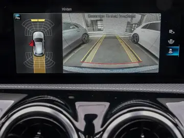 MERCEDES-BENZ A 200 PROGRESSIVE PANORAMA KAMERA BUSINESS