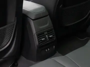 BMW 118i Sport Line Kamera DAB DriveAs HiFi Panorama