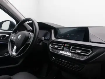 BMW 118i Sport Line Kamera DAB DriveAs HiFi Panorama