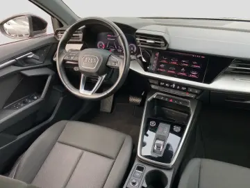 AUDI A3 Limousine advanced 30TFSI S-trc Virtual CAM L